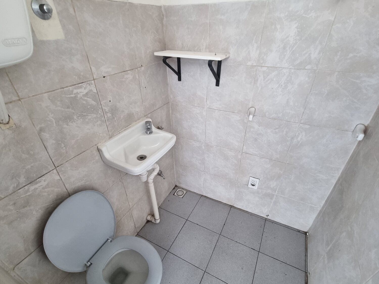 Local Comercial en Excelente Ubicación — foto 6