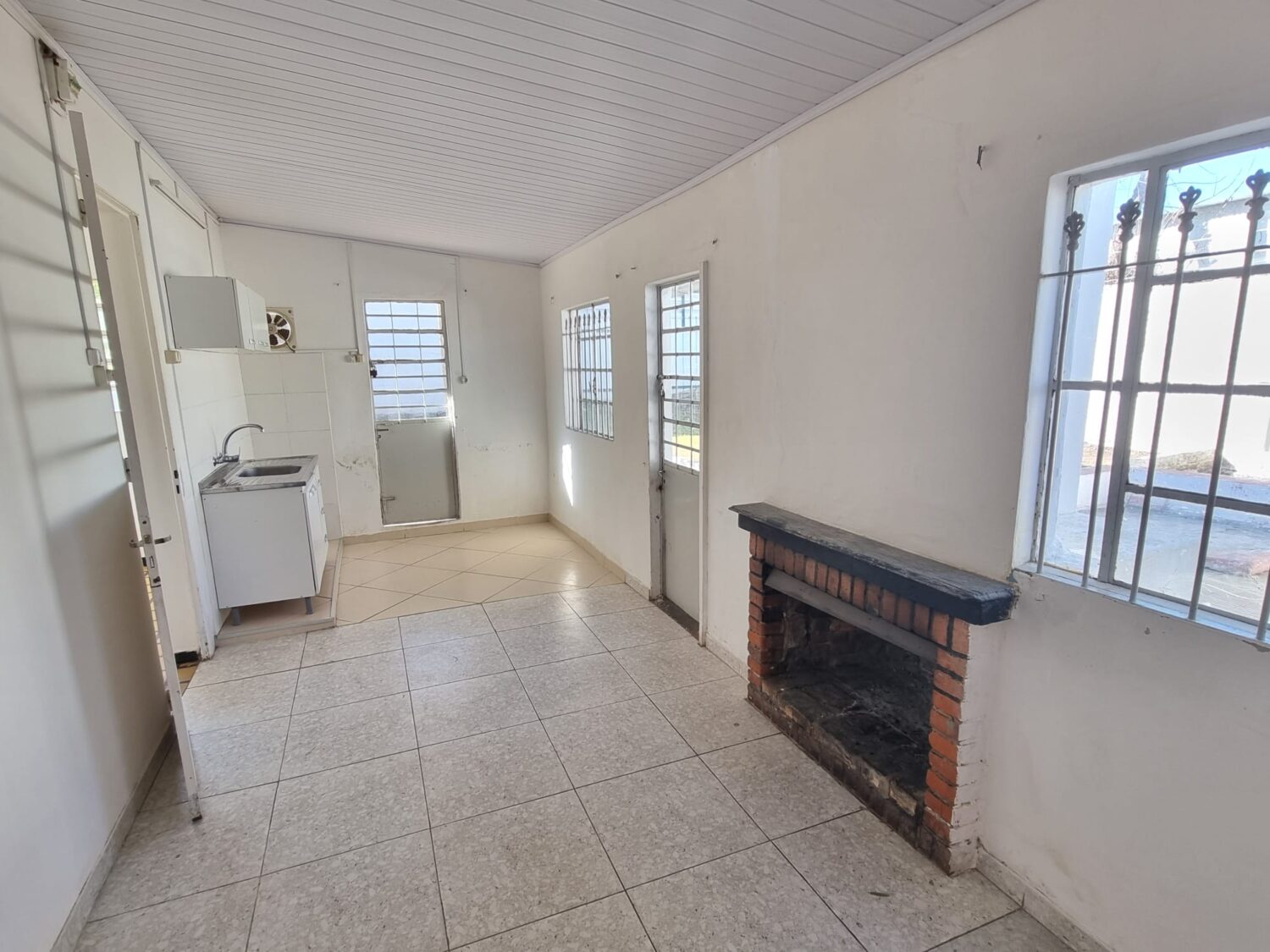 Amplia Casa de 2 Dormitorios en Gran Ubicación — foto 10